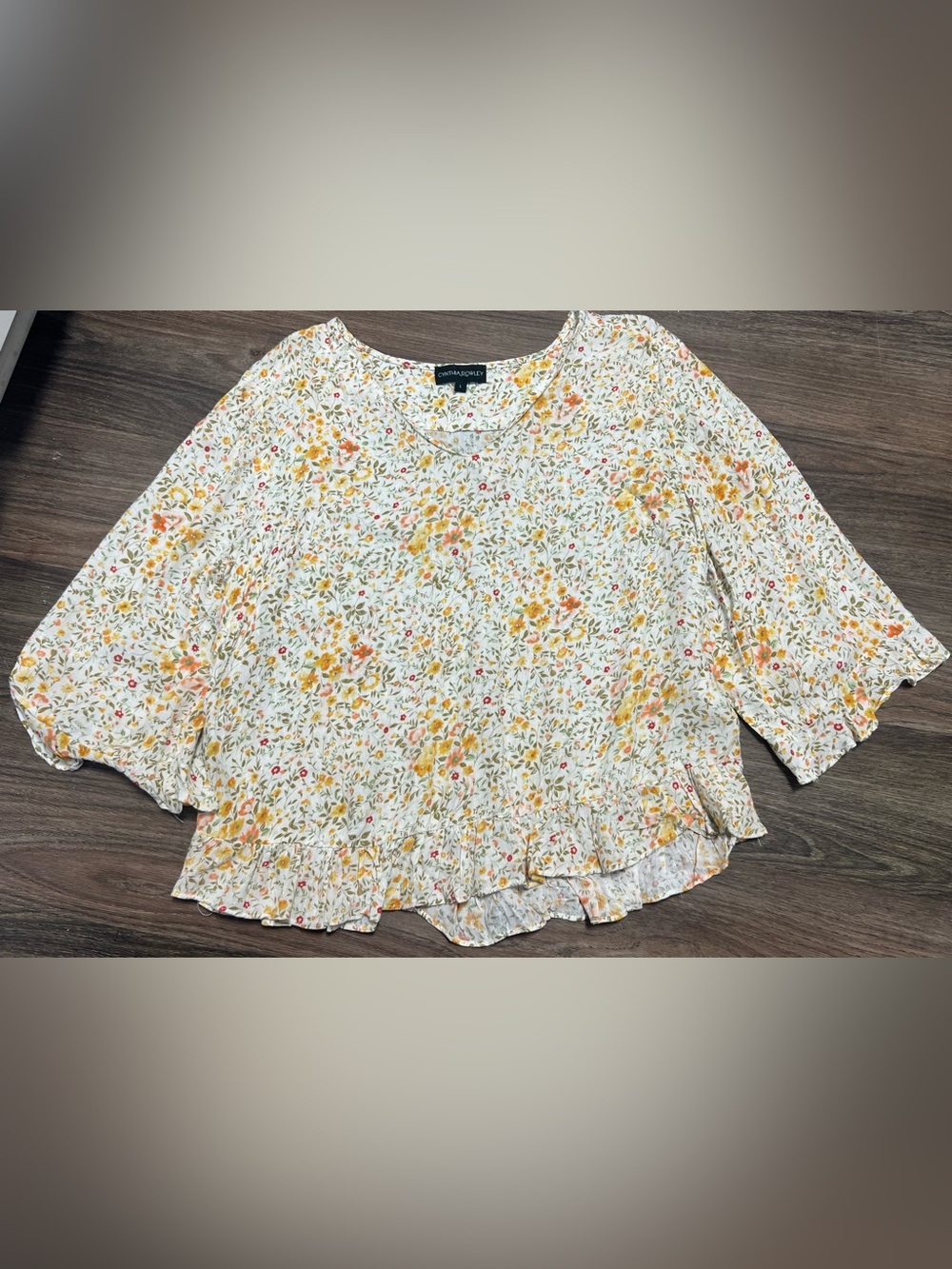 Cynthia Rowley White Floral Ruffle Hem Blouse